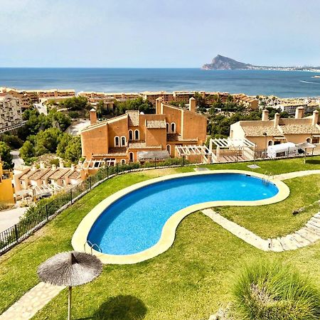 Charming Townhouse With Sea Views & Pool In Altea Villa Calpe Kültér fotó